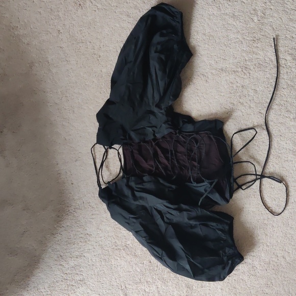 Olivaceous Black Puff Sleeve Peasant Corset Top - Picture 8 of 12